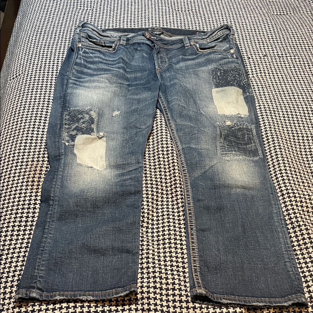 Silver Jeans Women's Blue Ankle & Cropped Jeans